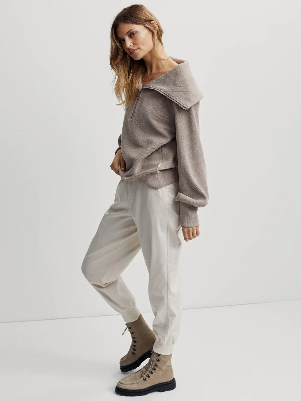 Vine Half Zip Sweater in Taupe