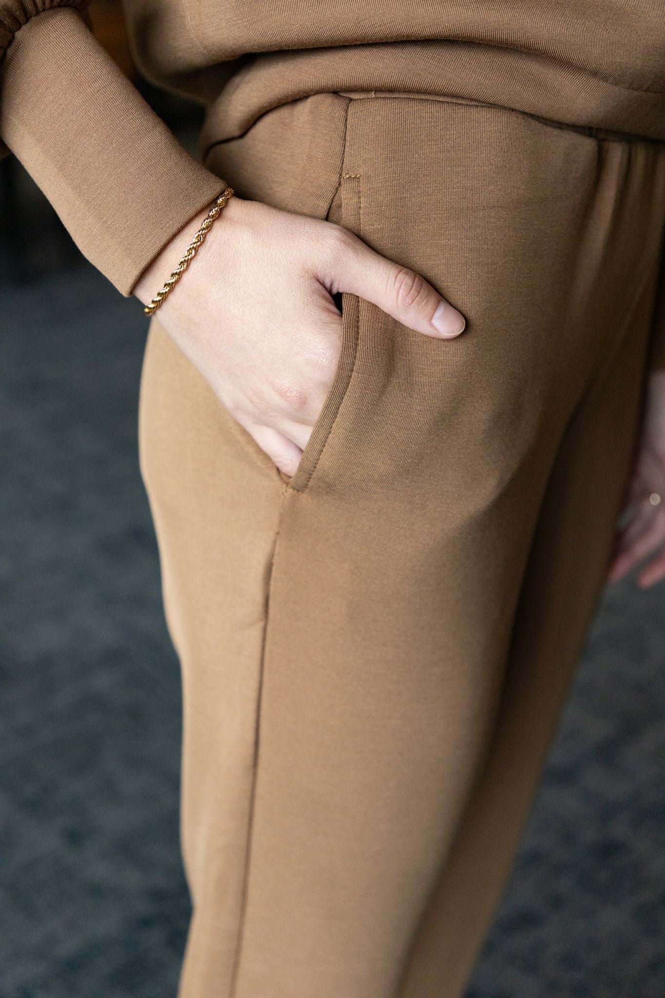 Slim Cuff Pant in Golden Bronze